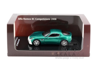 MOTORHELIX Alfa Romeo 8C Competizione 2008 Customized Green w/ White Front Bumper Limited 300 PCS1:64 M69063