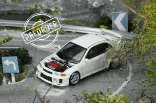 PREORDER MOTORHELIX Mitsubishi Lancer Evolution V GSR 1999 M64103 1:64