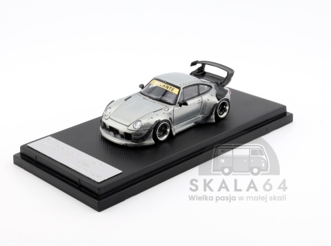 Model samochodu Porsche 911 RWB 993 ICONS ALICANTE Limited Edition 499 PCS ZAMAC w skali 1:64 - przód