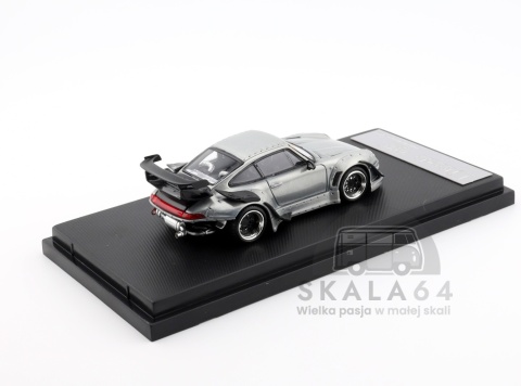 Model samochodu Porsche 911 RWB 993 ICONS ALICANTE Limited Edition 499 PCS ZAMAC w skali 1:64 - tył