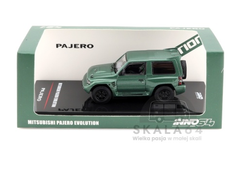 Model samochodu Mitsubishi Pajero Evolution Satin Green w skali 1:64 - opakowanie