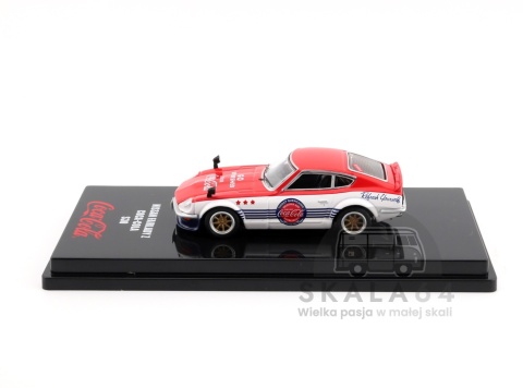 Model samochodu Nissan Fairlady Z S30 Coca-Cola w skali 1:64 - bok