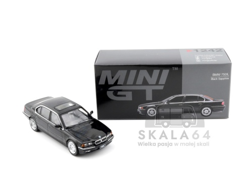 Model samochodu 750iL E38 Black Sapphire LHD w skali 1:64 - kartonik