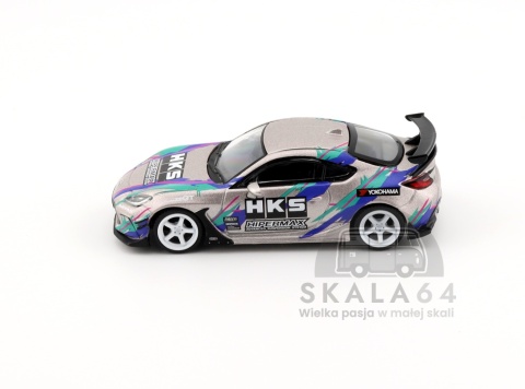 Model samochodu HKS Toyota GR86 Grey w skali 1:64 - bok